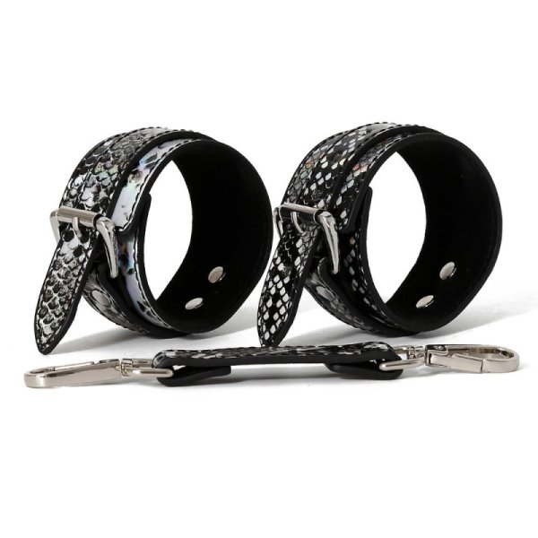 (image for) Serpentine Wirst And Ankle Cuffs