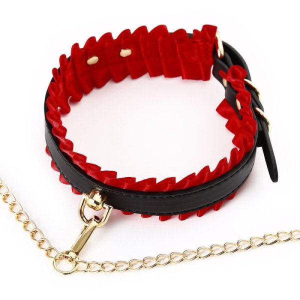 (image for) Creased Lace Neck Collar With Cuffs