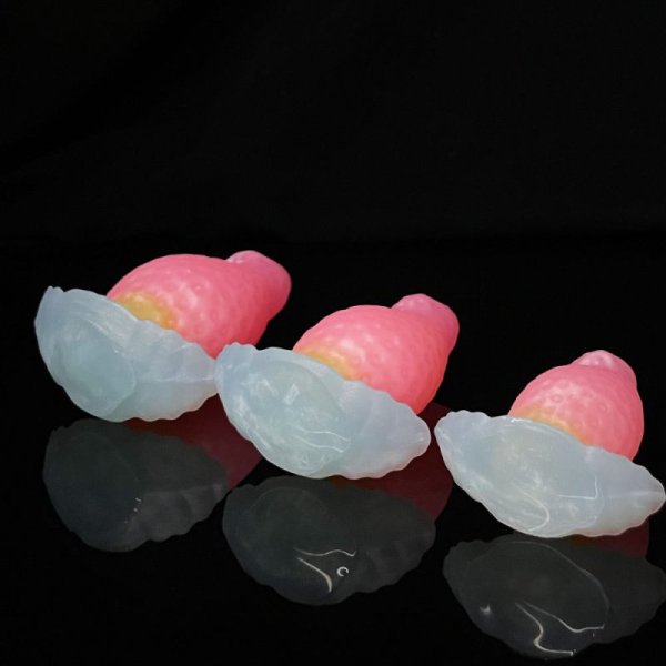 (image for) Strawberry Cute Silicone Butt Plug
