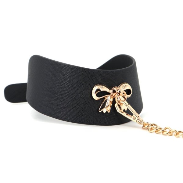 (image for) Bow Tie Golden Leash Collar