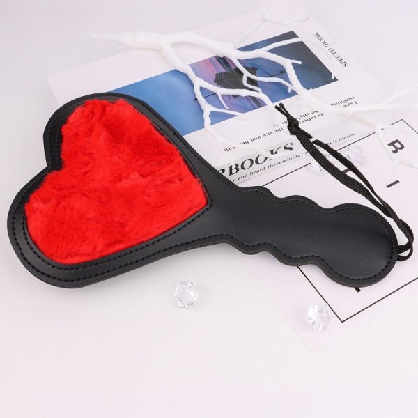 (image for) Heart-Shaped Paddle