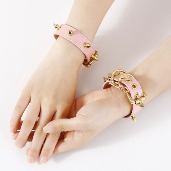 (image for) Punk Style Spike Handcuffs