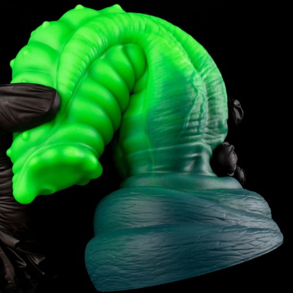 (image for) Segmented Spined Bioluminescent Alien Dildo