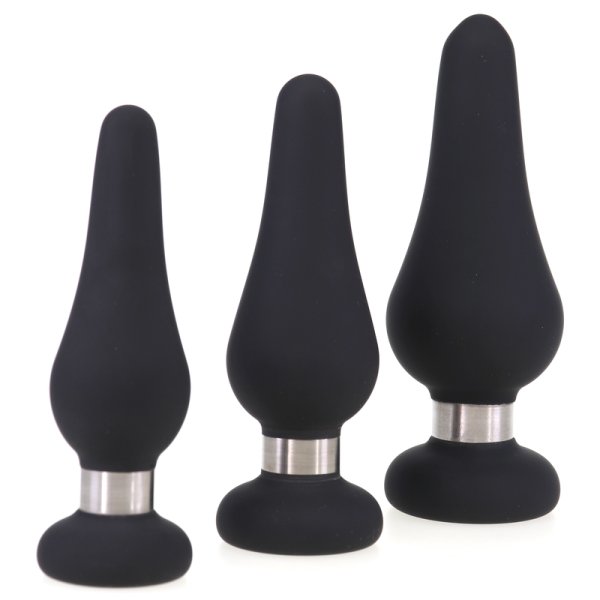 (image for) Silicone Butt Plug With Metal Ring