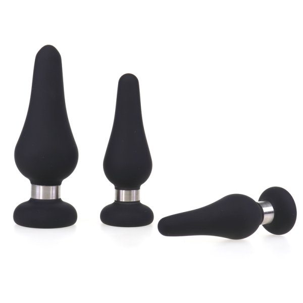 (image for) Silicone Butt Plug With Metal Ring