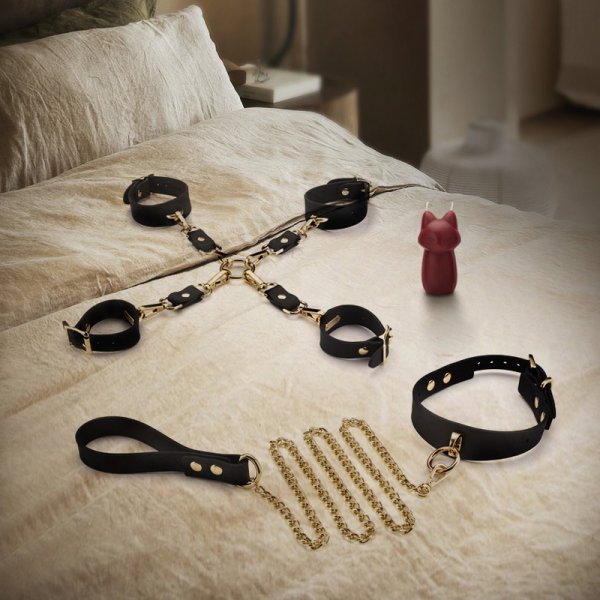 (image for) Silicone-Made Soft Bondage Kit