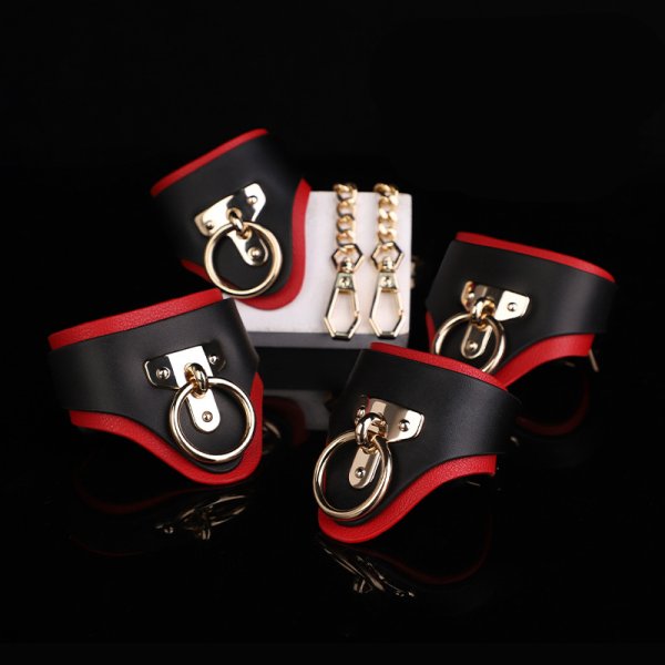 (image for) Triangle Wrist and Ankle Cuffs