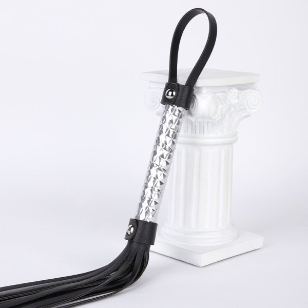 (image for) Diamond Handle Flogger