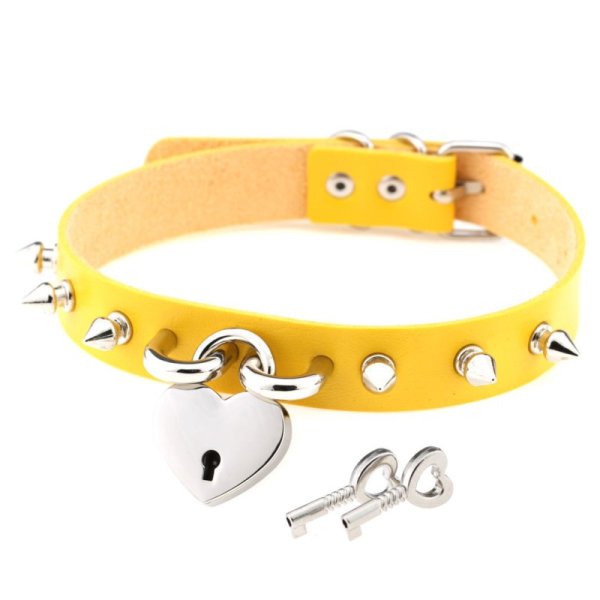 (image for) Studded Heart Lock Pendant Collar