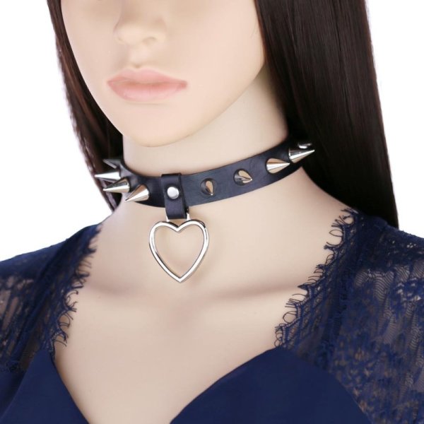 (image for) Spike Studded Heart Pendant Leather Collar