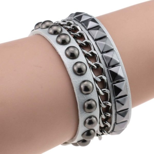 (image for) Square Stud Bracelet