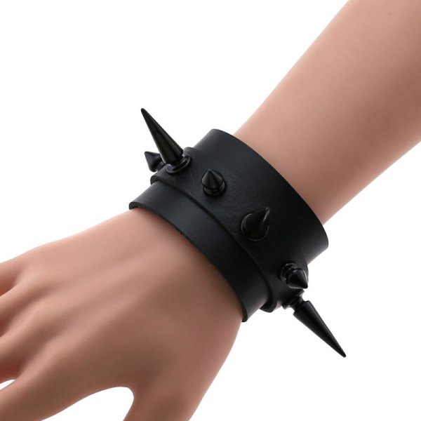 (image for) Tapered Stud Double Leather Bracelet