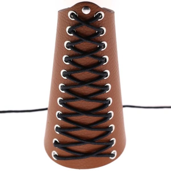 (image for) Strap Leather Bracers