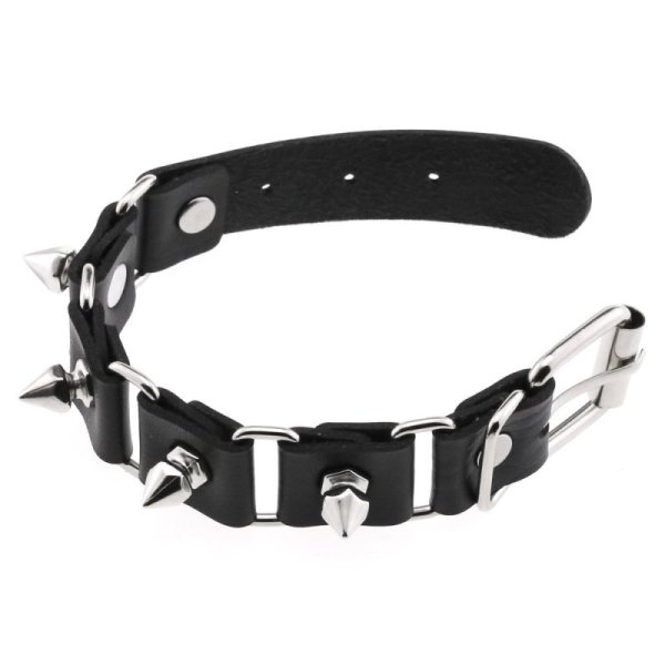 (image for) Stitching Wrist Bracelet With Spike