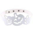 (image for) Cutout Pumpkin Collar