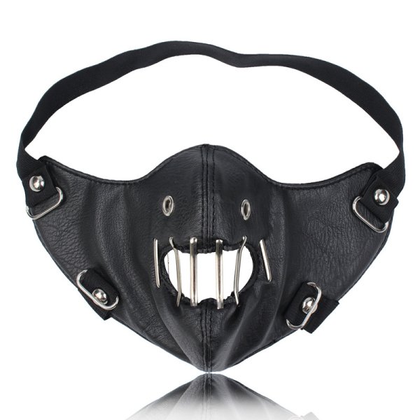 (image for) Trapped Animal Paperclip Mask