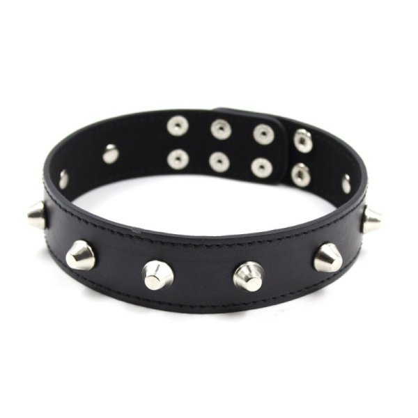 (image for) Spikes Bondage And Fetish Collar