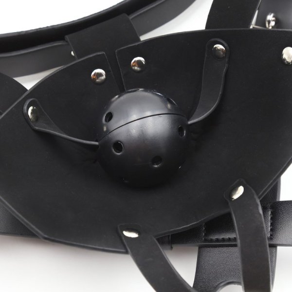 (image for) Bondage Harness Hood