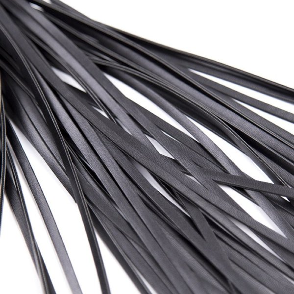 (image for) Glossy Leather Bondage Whip