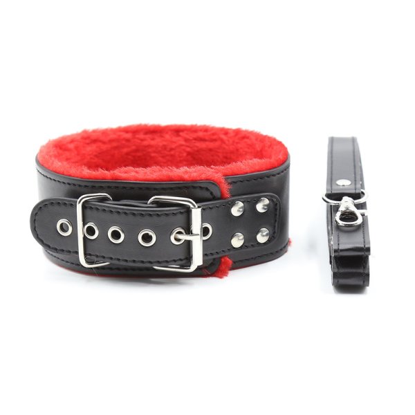 (image for) Red Fur Lined Locking Collar