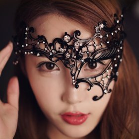 Rhinestone Metal Half Face Mask