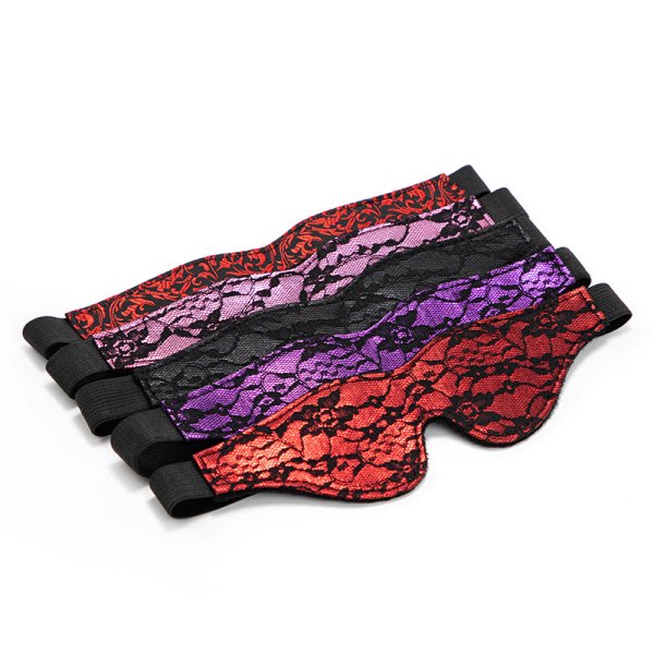(image for) Full Blackout Embossed Blindfold