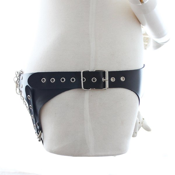 (image for) Leather & BDSM Thong with Chain
