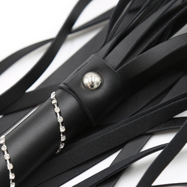 (image for) Diamond Laced Flogger