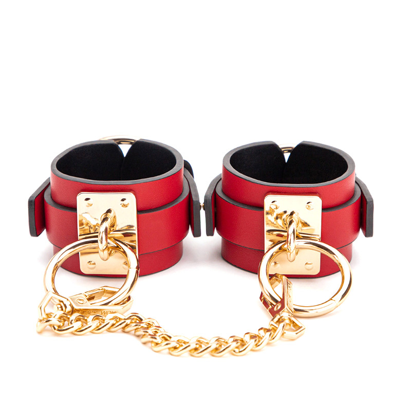 (image for) Golden Chain Cuffs