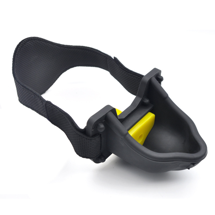 (image for) Urinal Gag