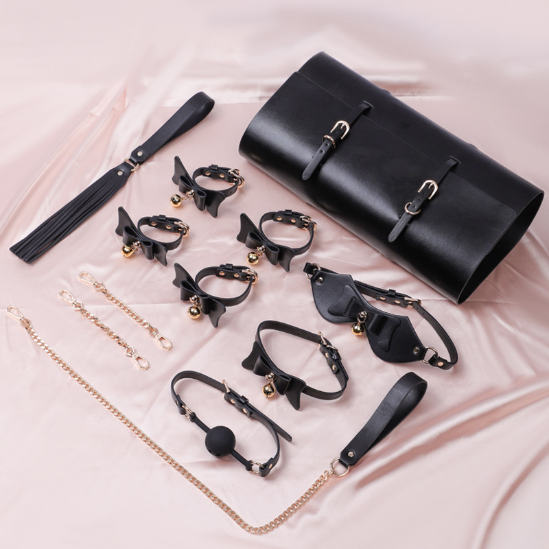 (image for) Bow Tie Bondage Kit With Bag