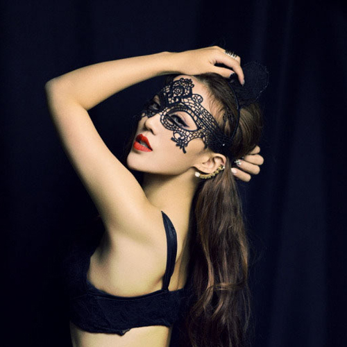 (image for) Fashion And Chic Dancing Lace Mask