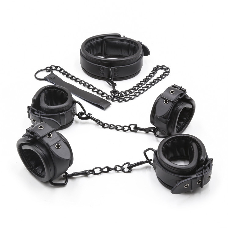 (image for) Pin Buckle Leather Collar & Cuffs