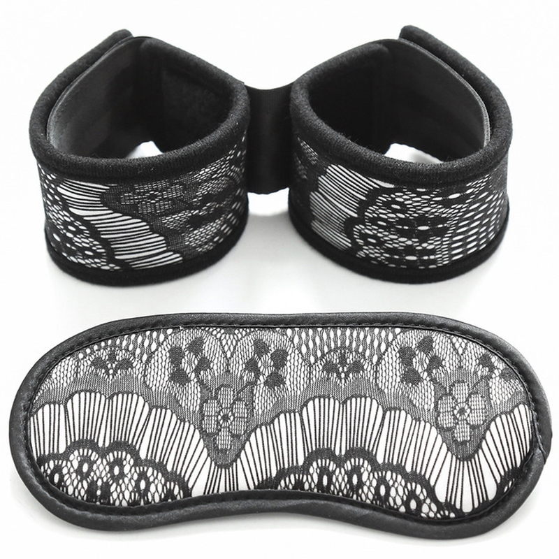 (image for) Velcro Wrist Cuff With Blind Mask
